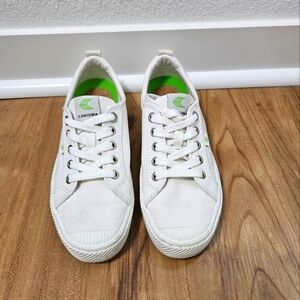Cariuma off-white canvas shoes